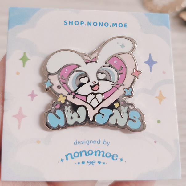 NewJeans - Bunny Pin